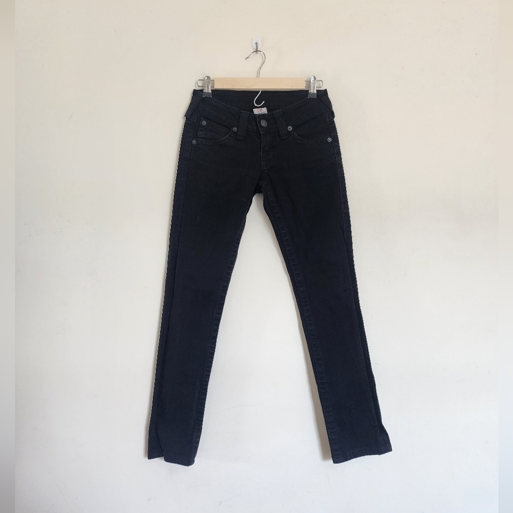 True Religion Julie Low-rise USA Made Black 5 Pocket Skinny Jeans size 25